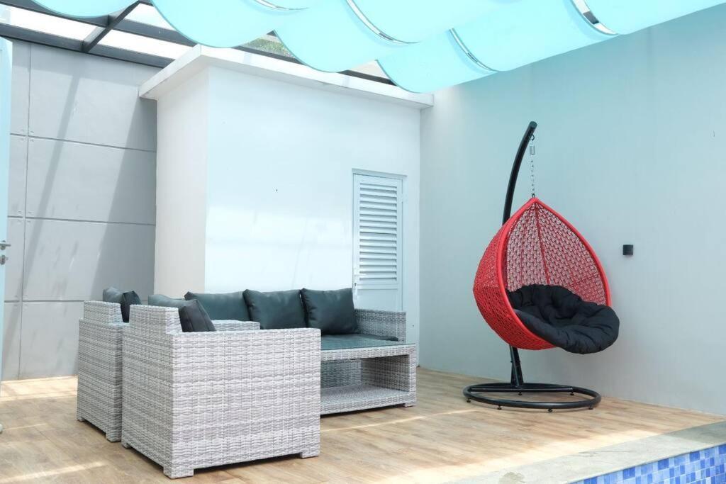 Villa 55 With Pool, Karaoke And Rooftop Bogor Exterior foto